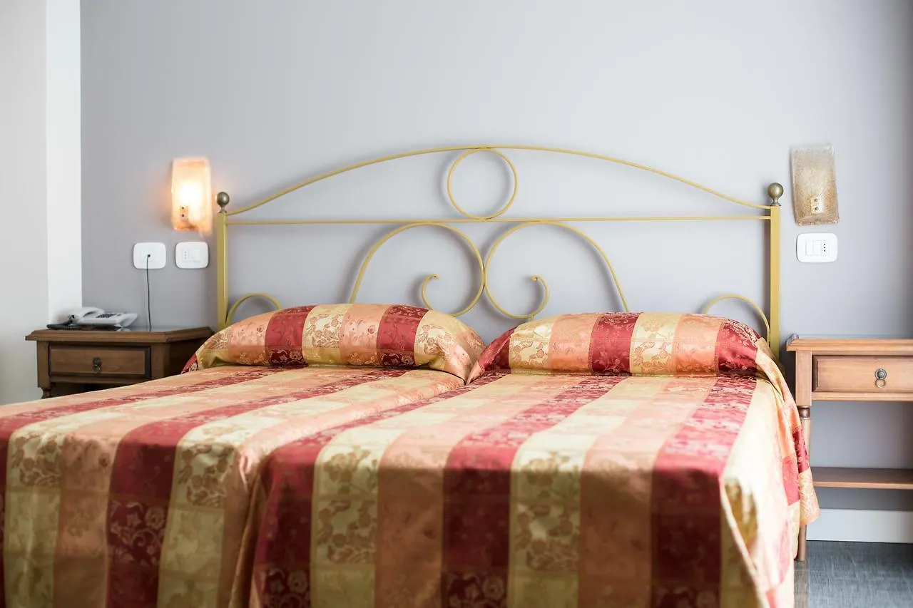 Hotel Europa Garda