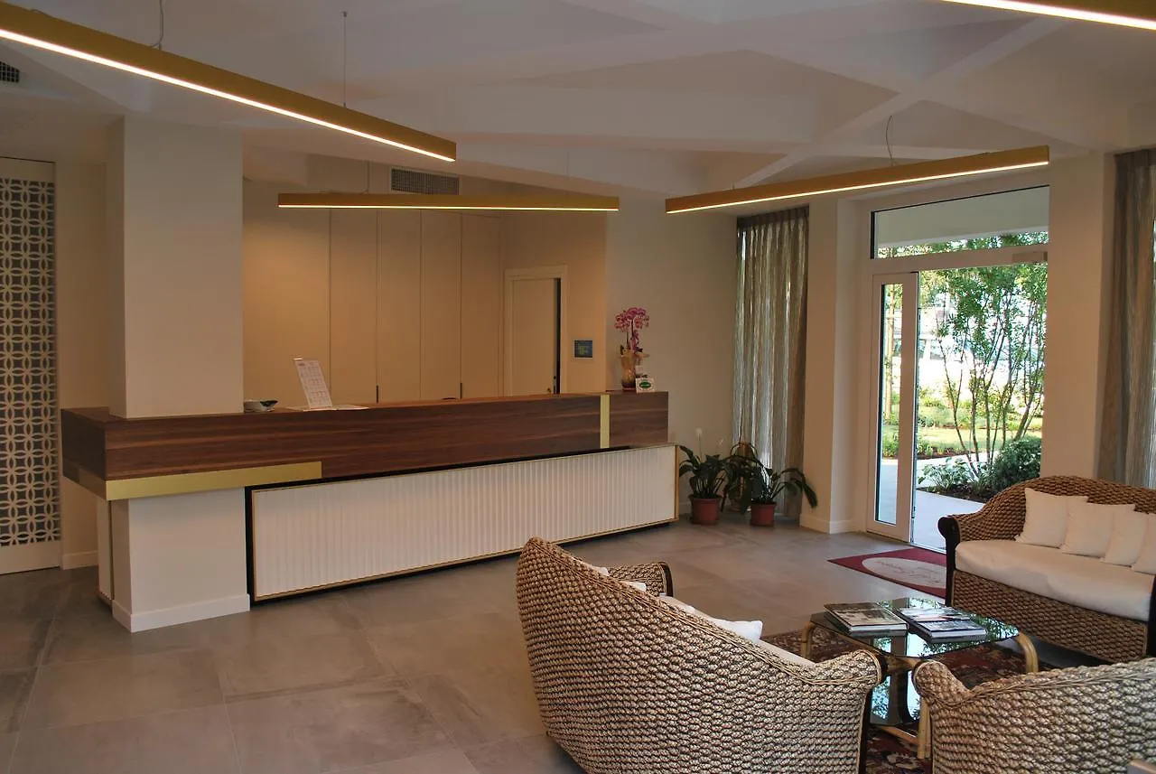 Hotel Europa Garda  Garda (Verona)