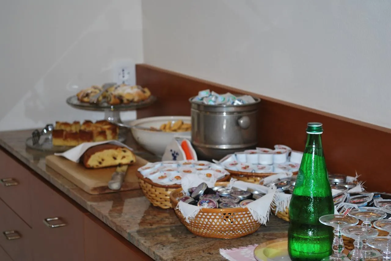 Hotel Europa Garda  3*, Garda (Verona) Italy