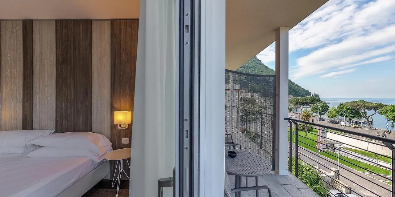 ***  Hotel Europa Garda  Italië