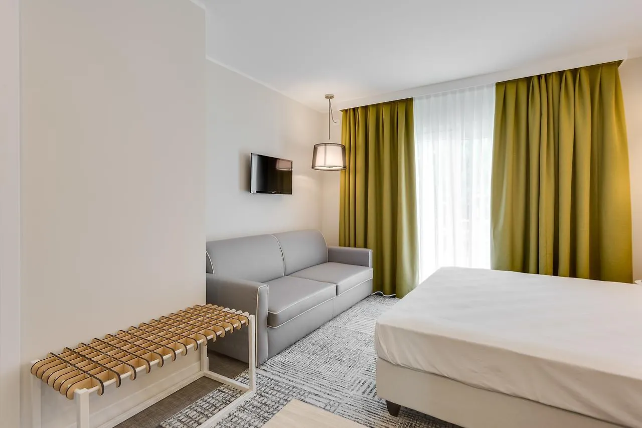 Hotel Europa Garda   Garda (Verona)