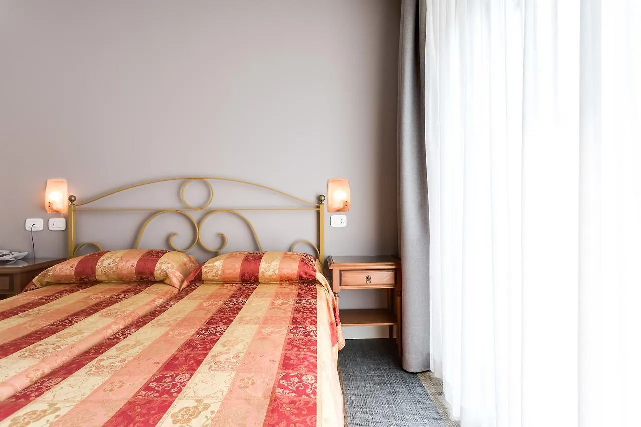 Hotel Europa Garda